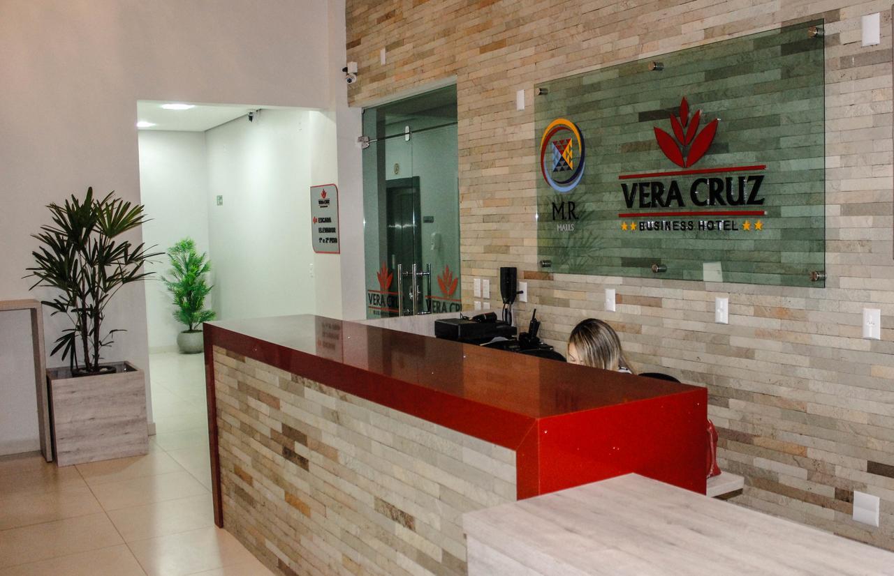 Vera Cruz Business Hotel Acailandia Exterior photo